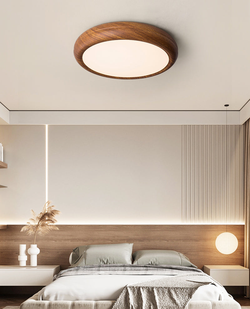 round-curvy-wooden-led-flush-mount-ceiling-light-in-scandinavian-style