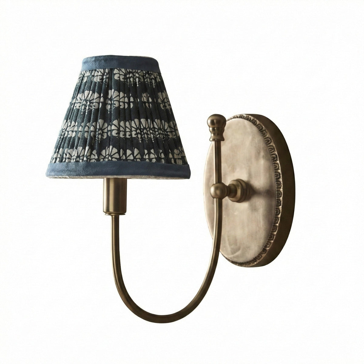 vintage-french-brass-fabric-drum-shade-wall-sconce