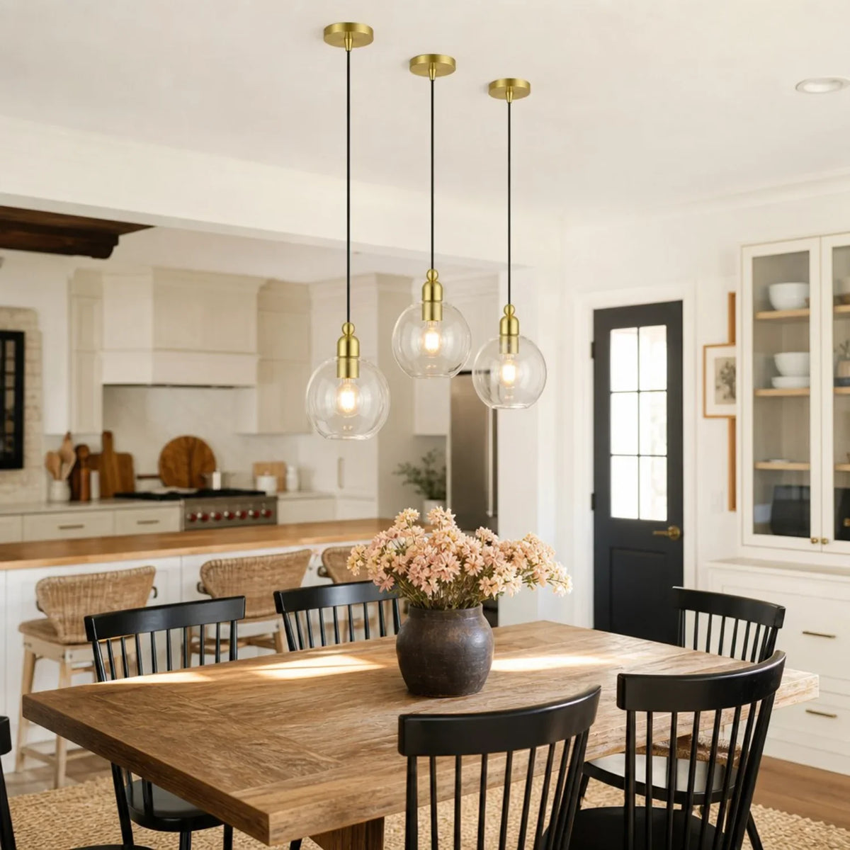 minimalist-clear-glass-dome-pendant-light