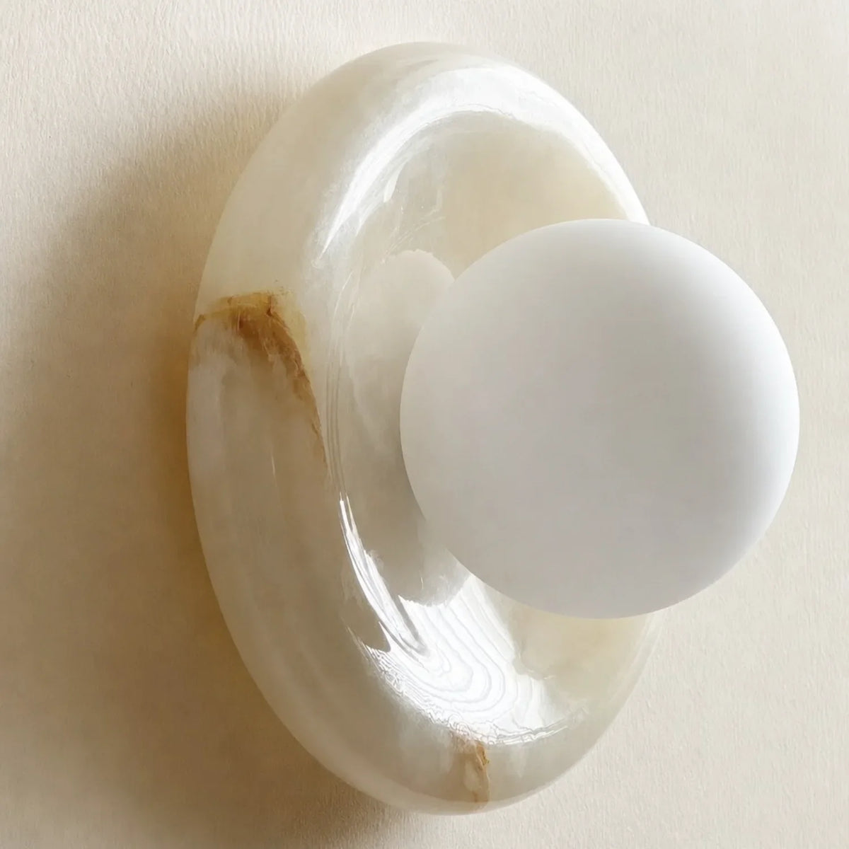 rhea-modern-natural-gravure-onyx-glass-globe-wall-sconce