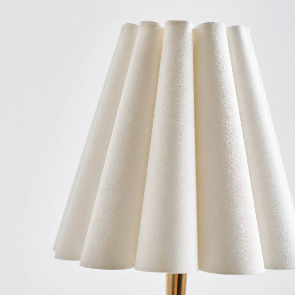 blossyn-modern-art-deco-fabric-brass-wall-sconce