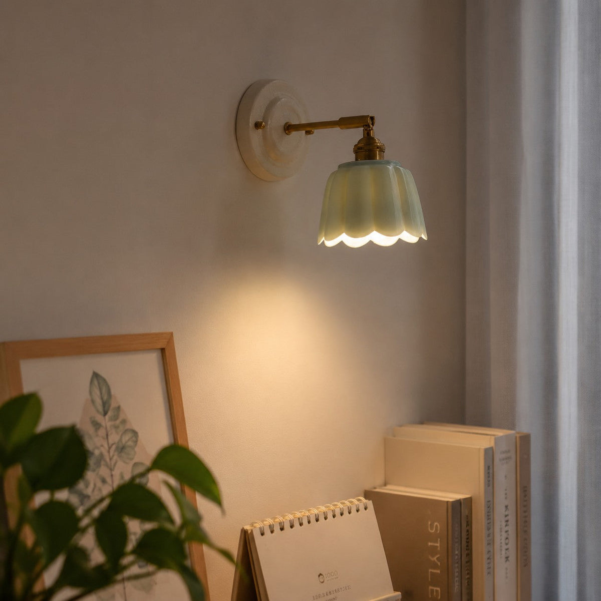 sidney-vintage-flower-ceramic-wall-sconce