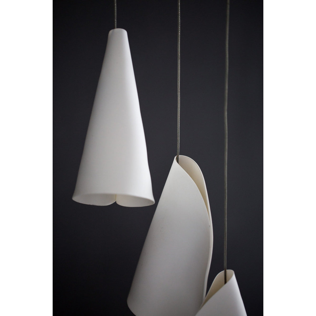 21-thin-porcelain-pendant-lamp