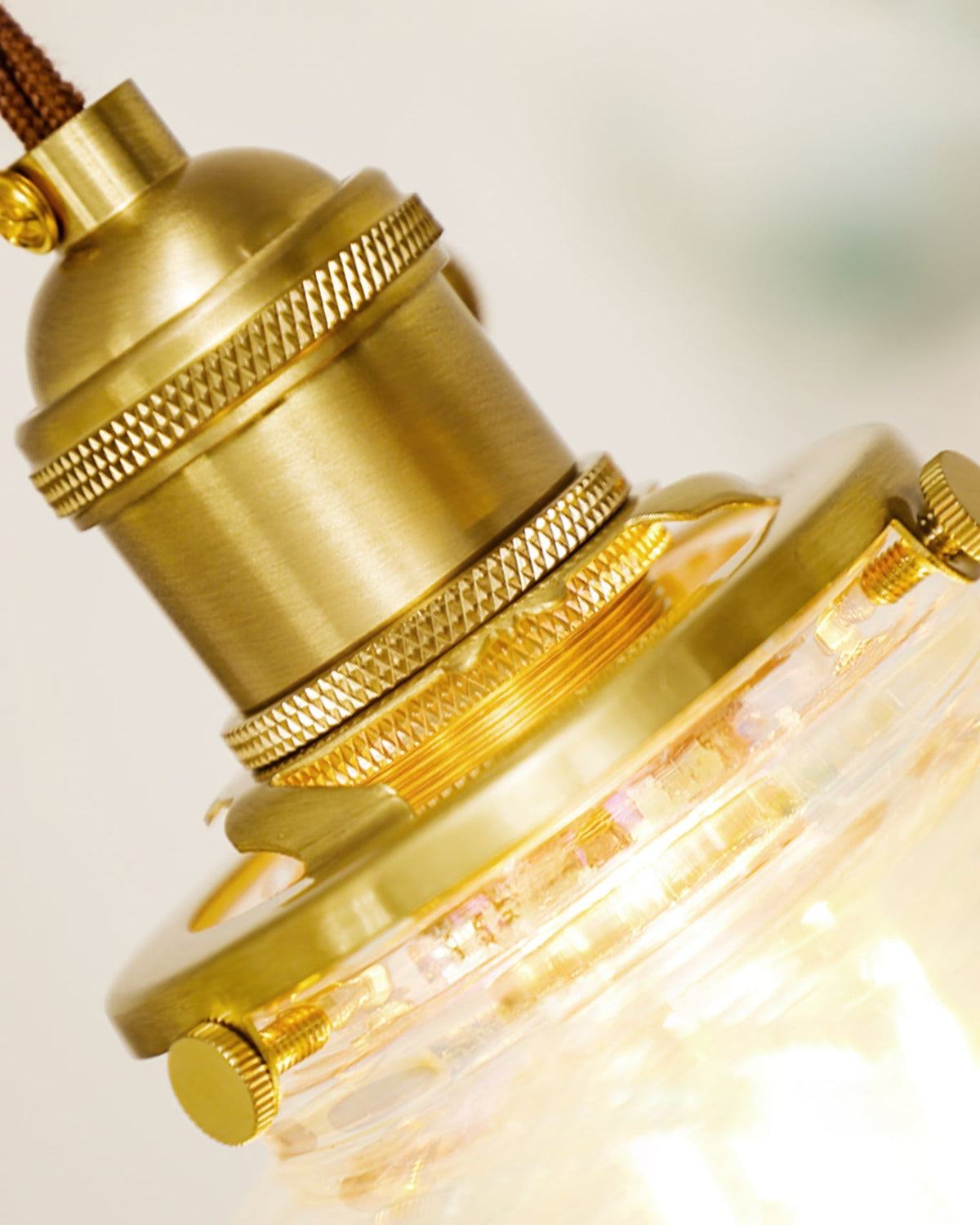 water-droplets-resin-pendant-lamp