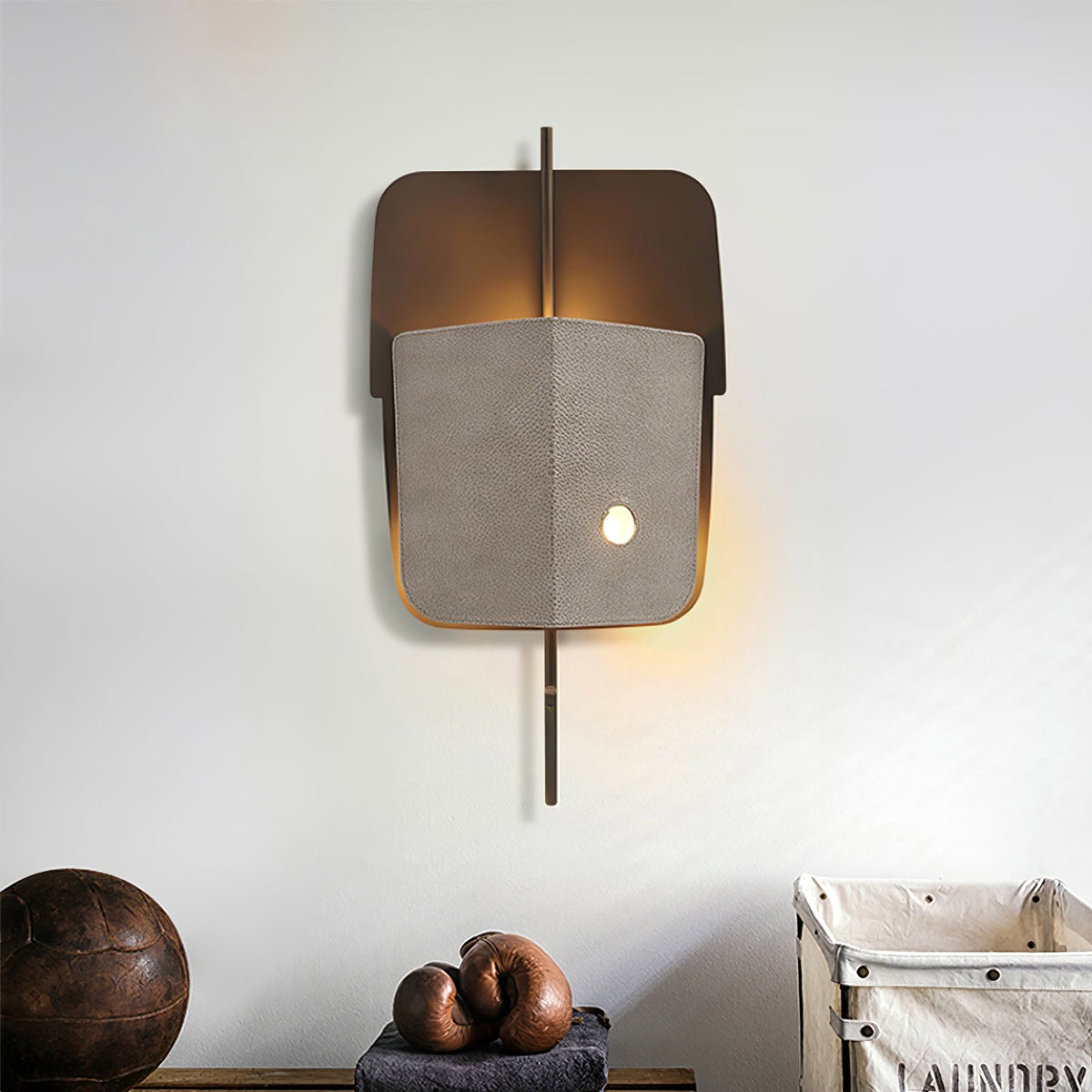 velum-wall-lamp