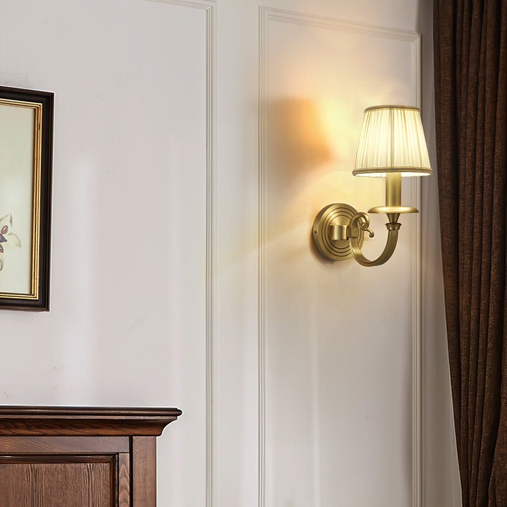 pleated-brass-wall-lamp