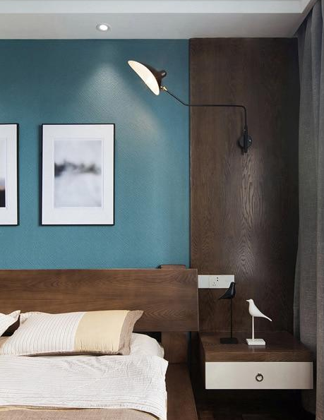 rotating-arm-duckbill-wall-light