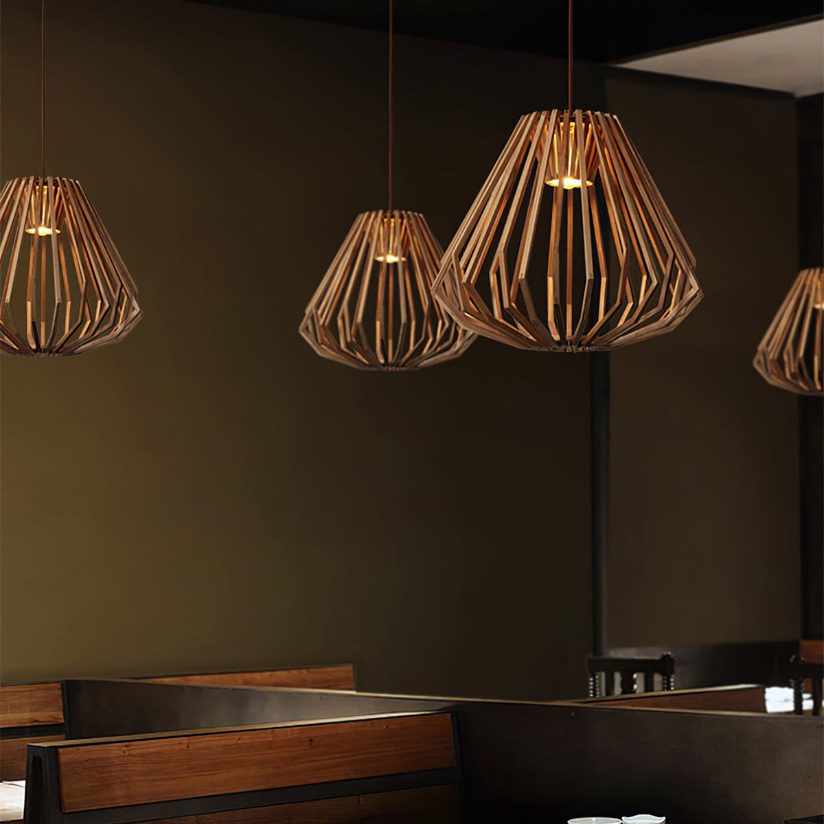 wood-cage-pendant-lamp