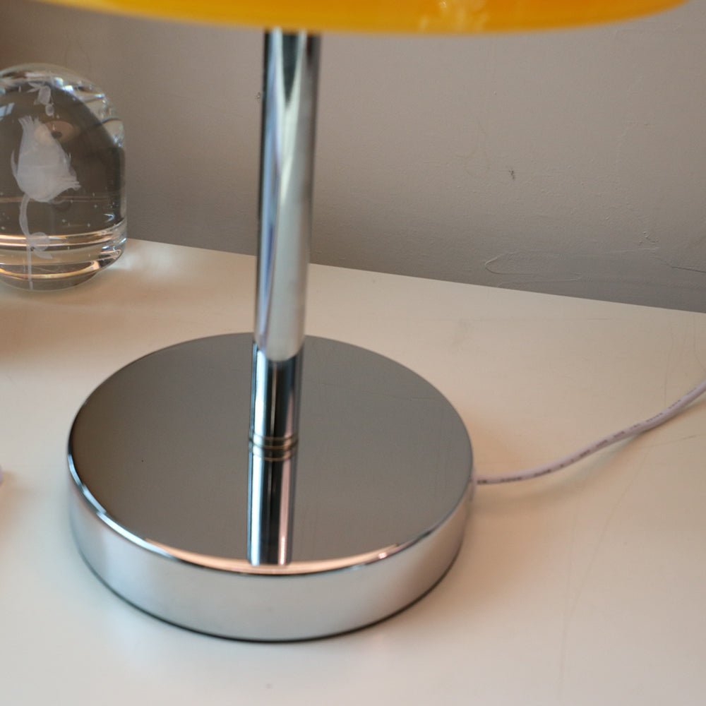 retro-mushroom-glass-table-lamp