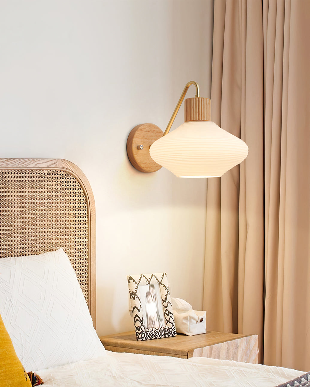wohlert-wall-lamp