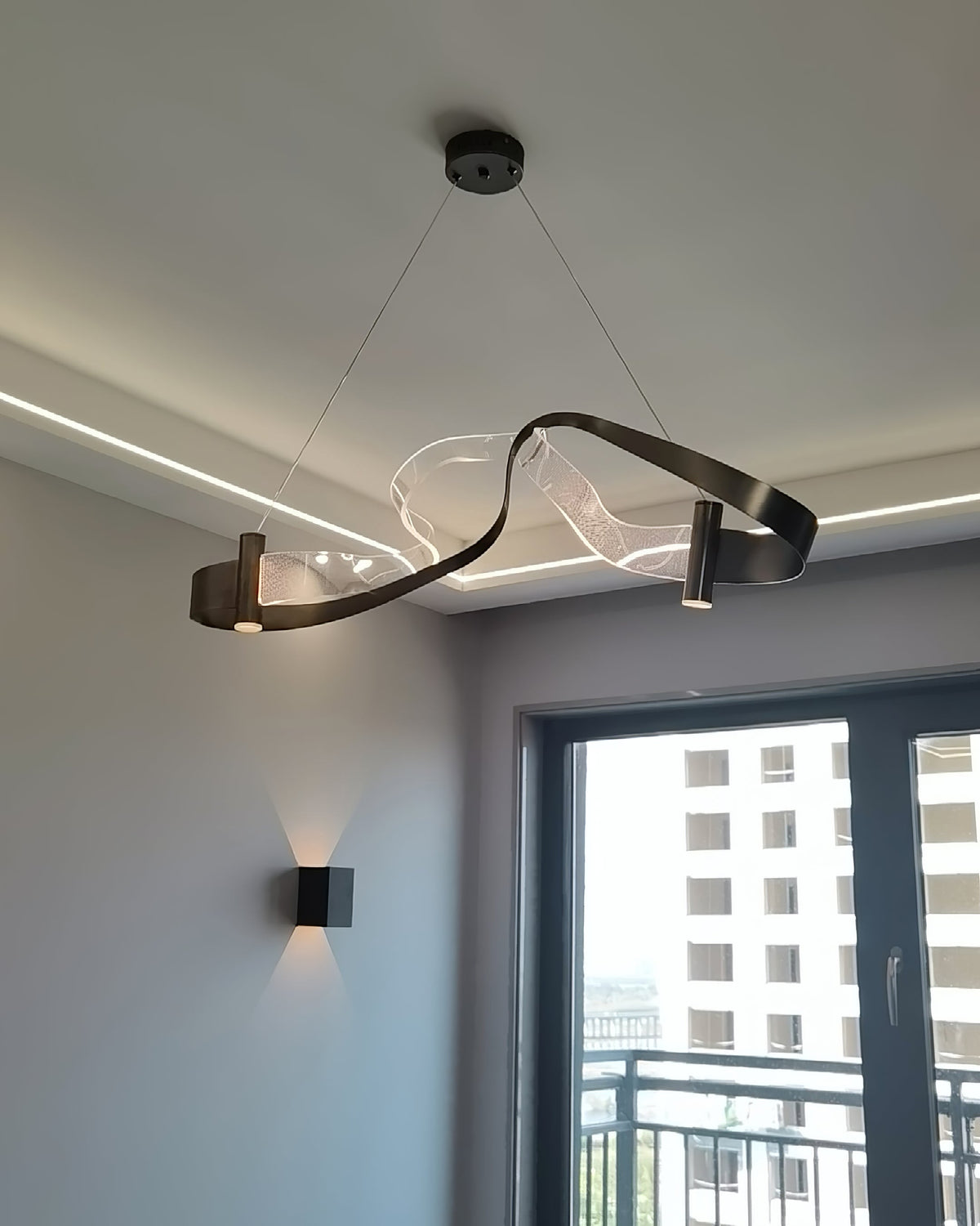 zephyr-led-linear-chandelier