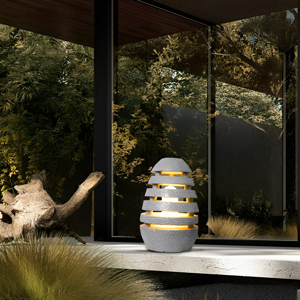 Resin Egg Shaped Outdoor Garden Lights Li002276
