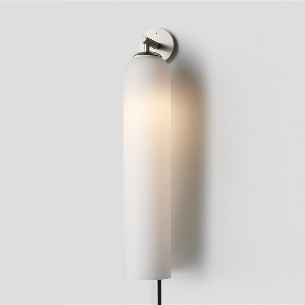 Art Glass Plug In Sconce