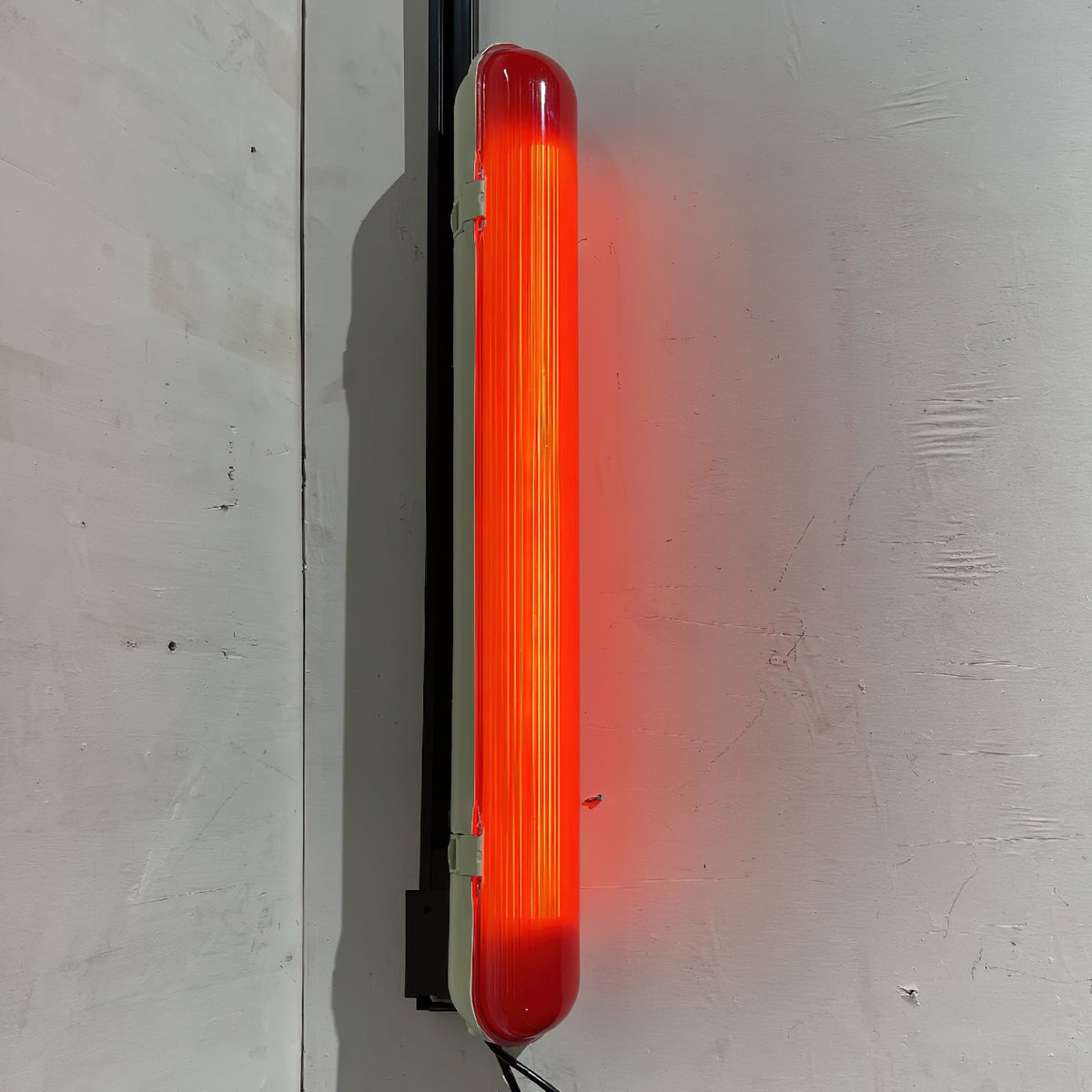 capsules-joy-wall-lamp