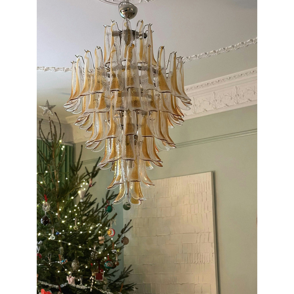caramello-petal-chandelier