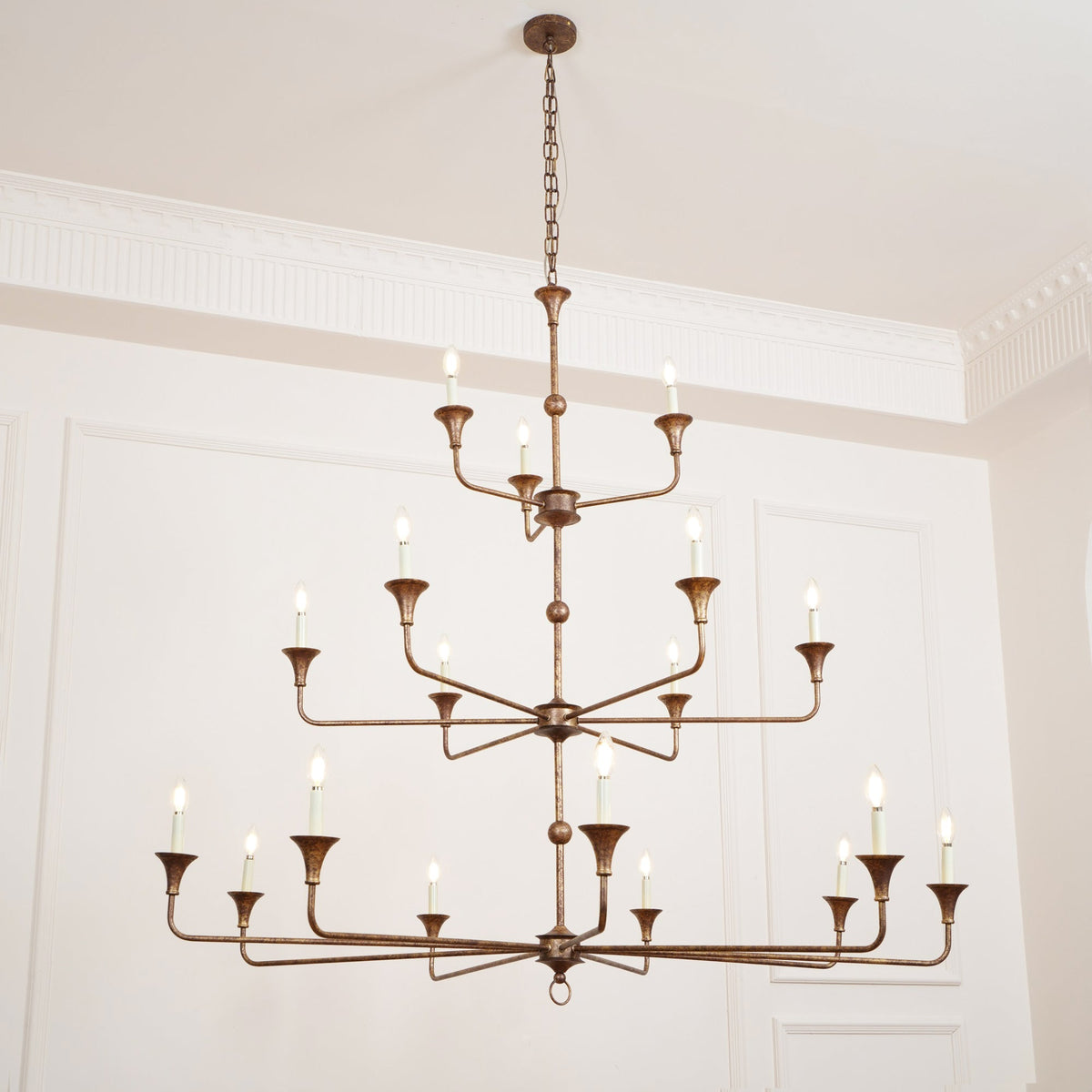 cecil-grande-chandelier
