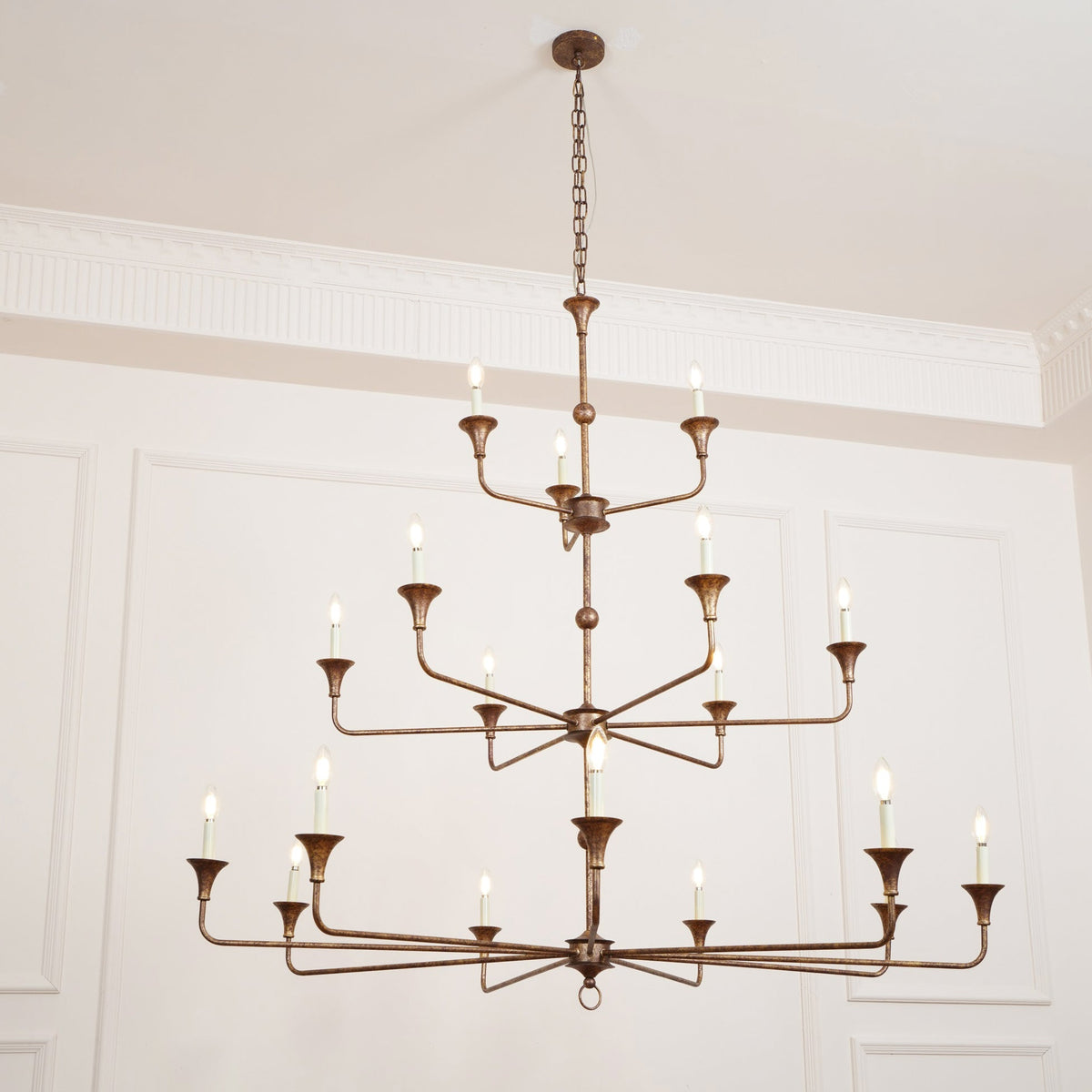 cecil-grande-chandelier