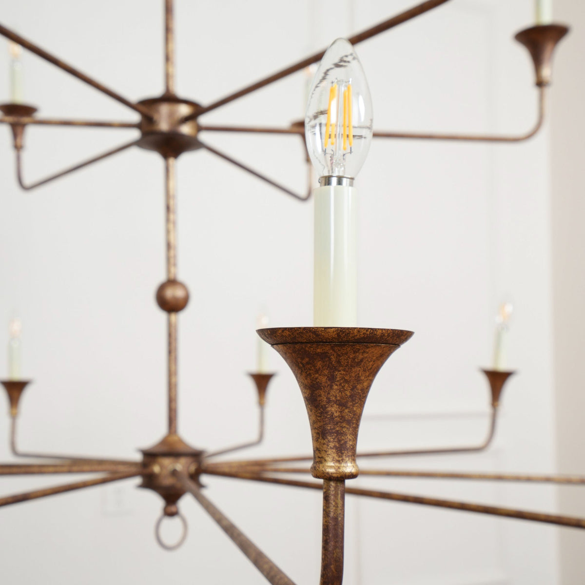 cecil-grande-chandelier