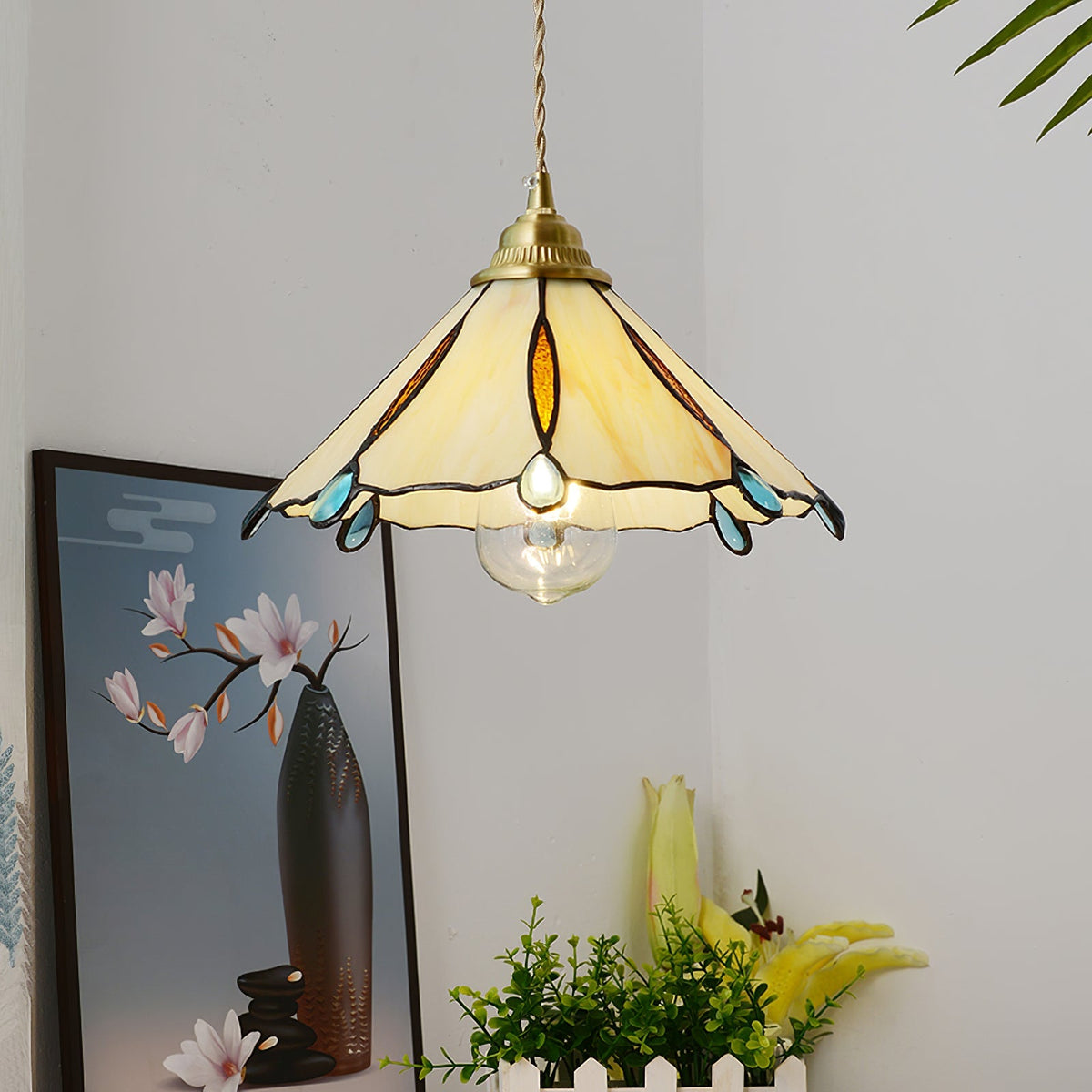 colorful-stained-glass-pendant-light