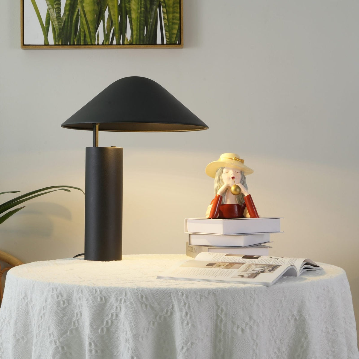 Damo Desk Lamp