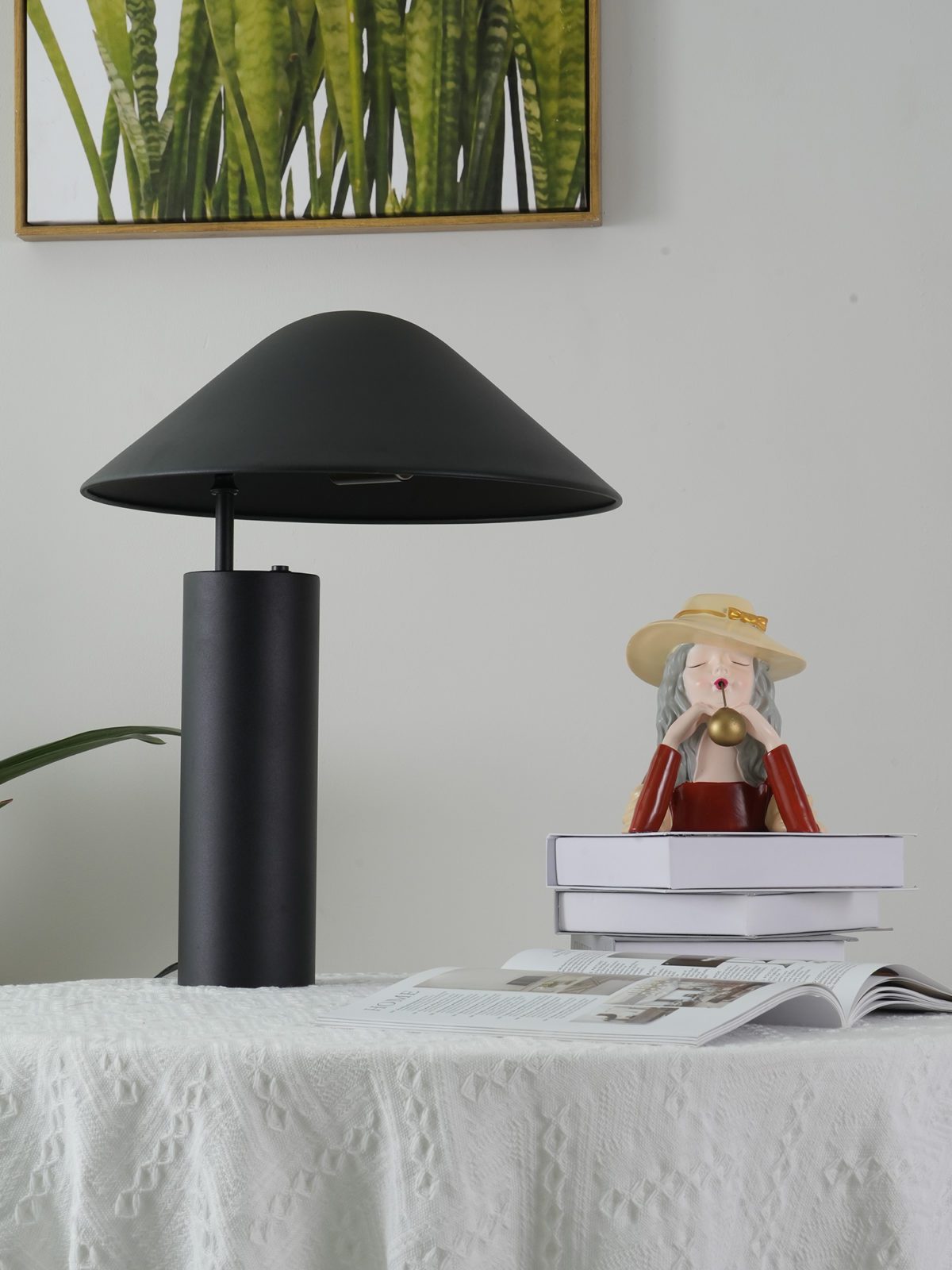 Damo Desk Lamp