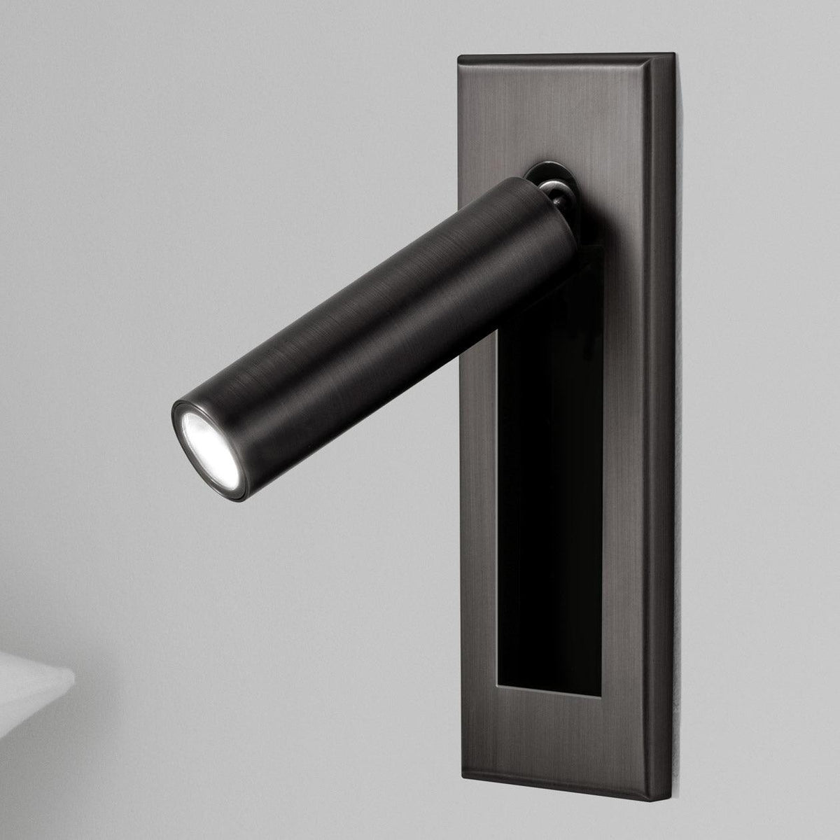 Embedded Bedside Plug In Sconce