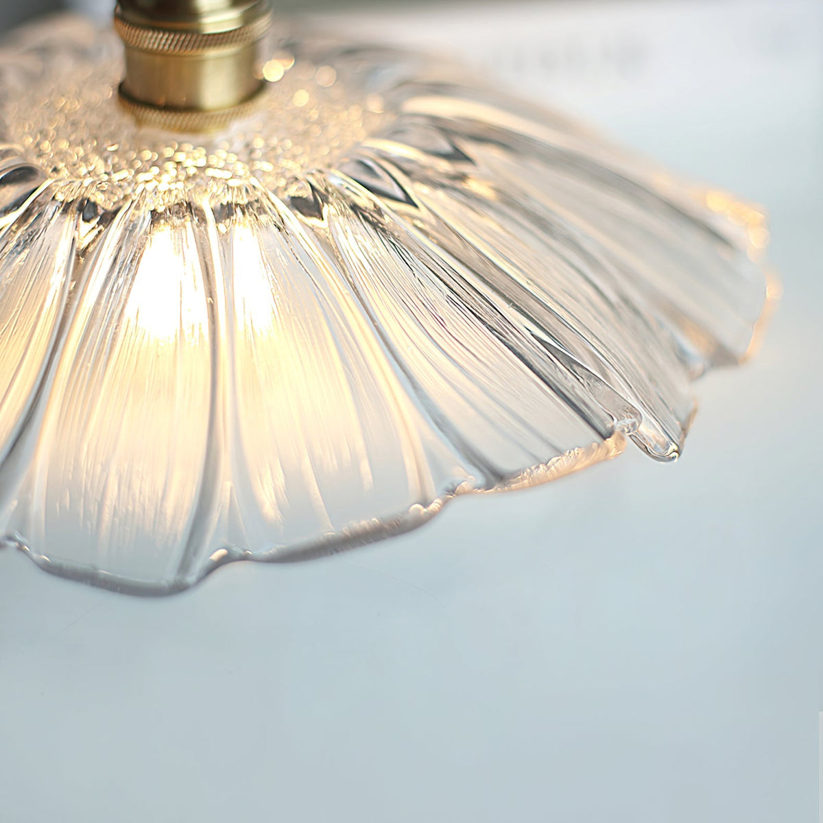 flower-glass-swag-lights