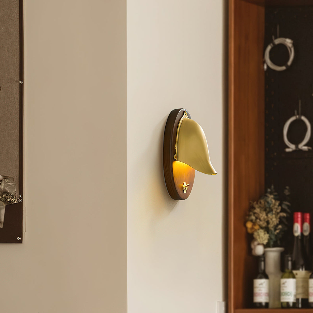 grant-wall-lamp