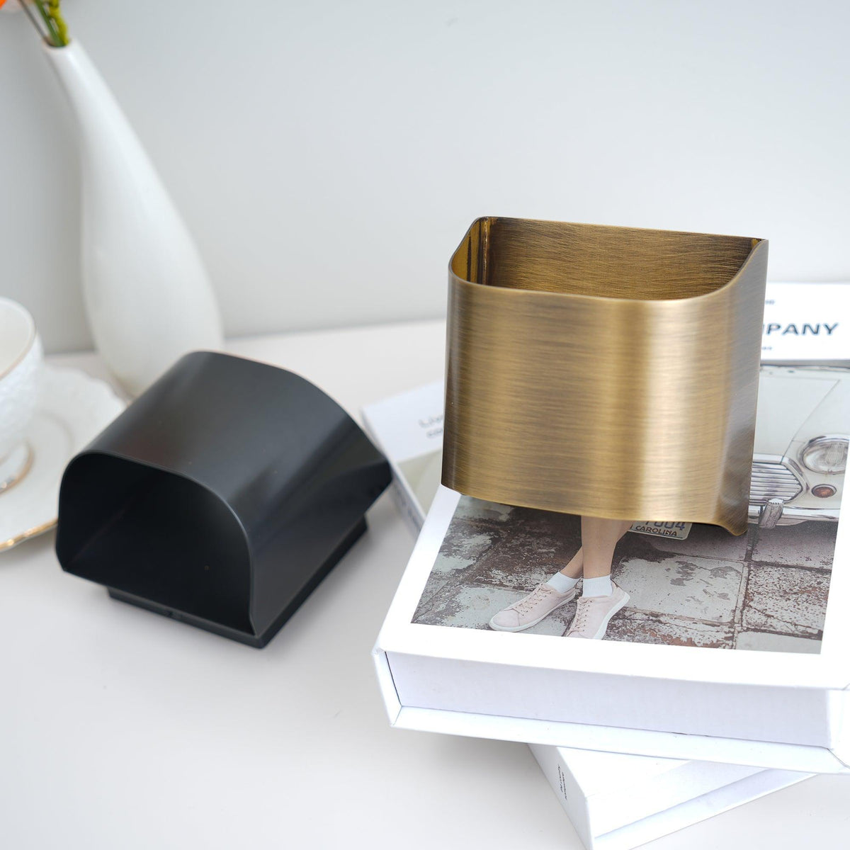 leclerc-brass-wall-lamp