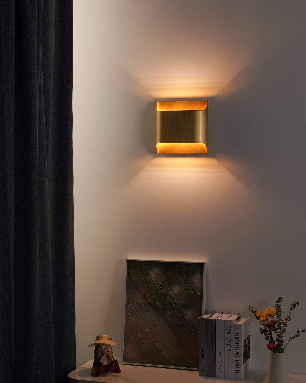leclerc-brass-wall-lamp