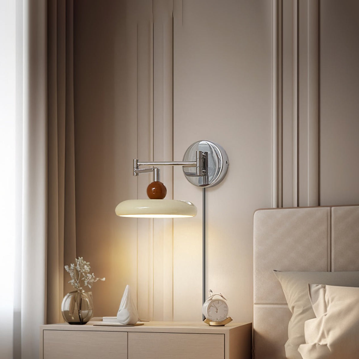 Lola Plug In Wall Lamp