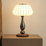 luxe-blossom-table-lamp