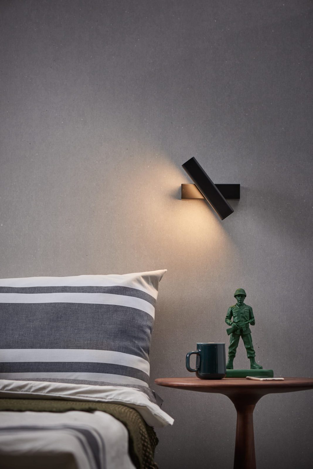 Modern Minimalist Wall Light for Bedroom