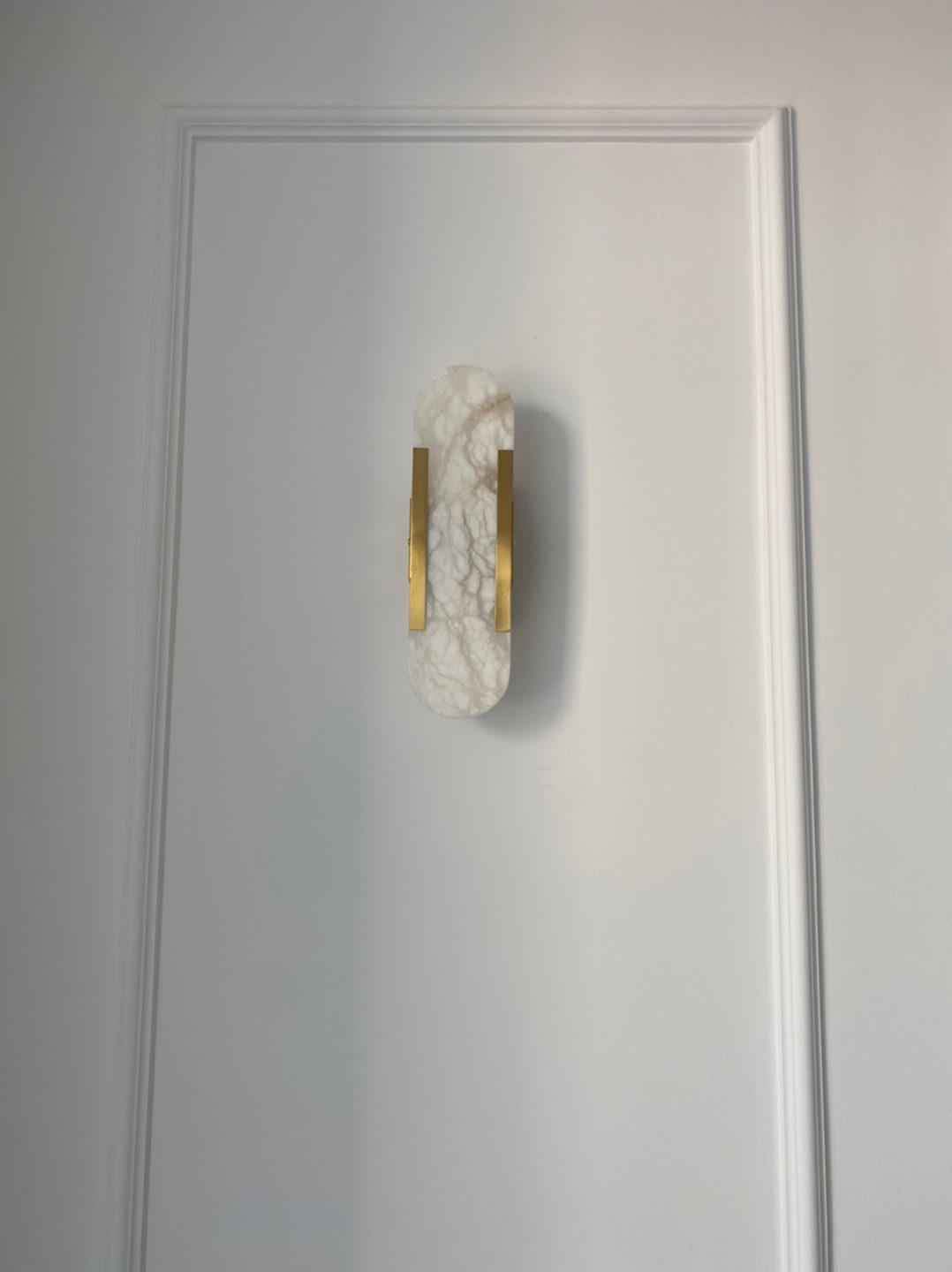 Melange Elongated Alabaster Sconce