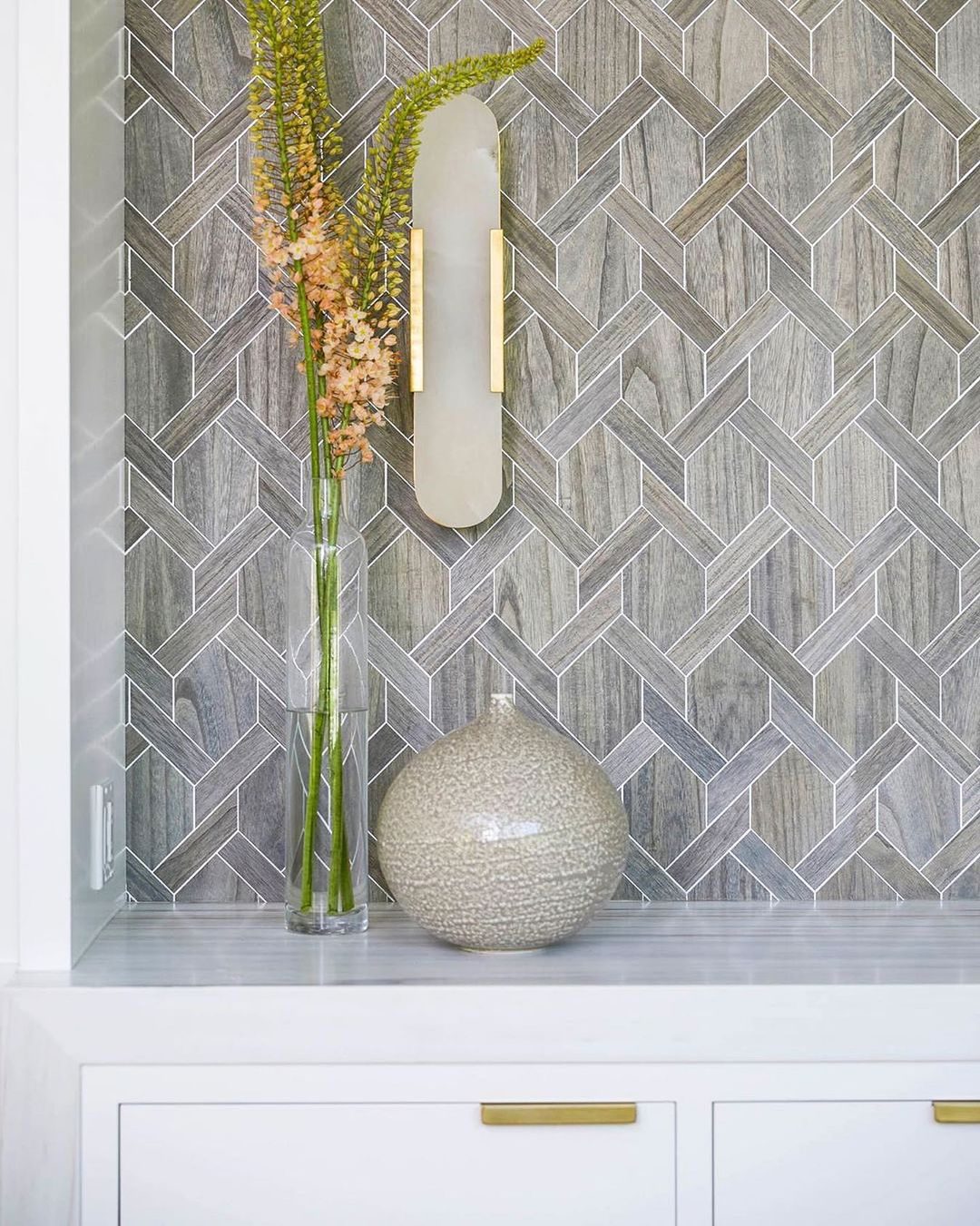 Melange Elongated Alabaster Sconce