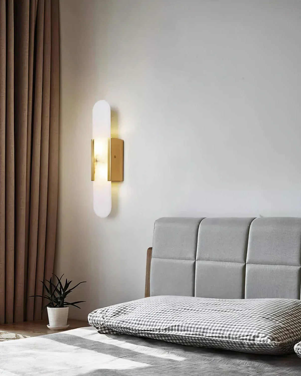Melange Elongated Alabaster Sconce