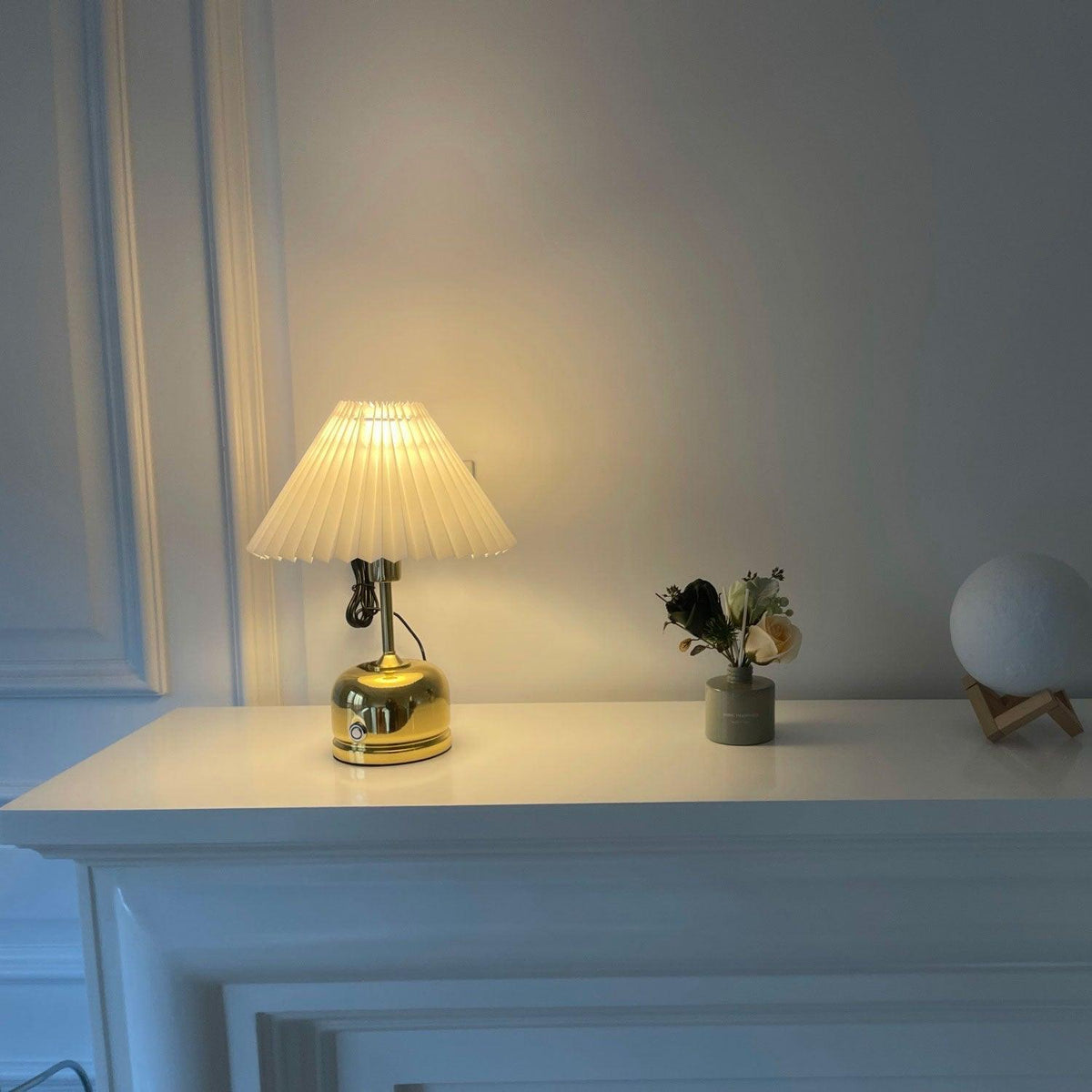 Metal Antique Table Lamp