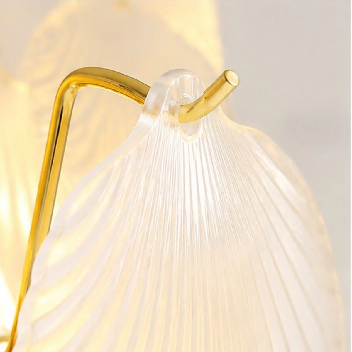 novin-french-vintage-glass-shell-ceiling-light