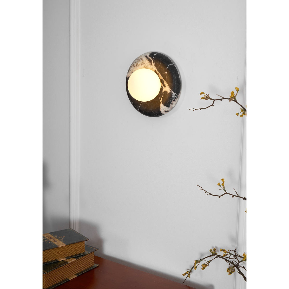 orli-black-marble-sconce
