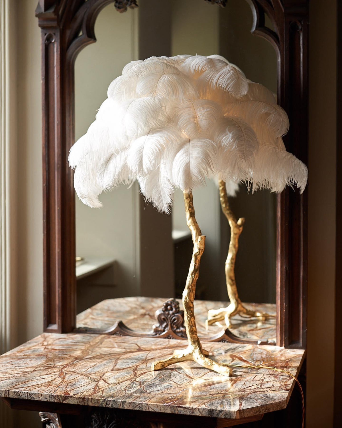 ostrich-feather-table-lamp