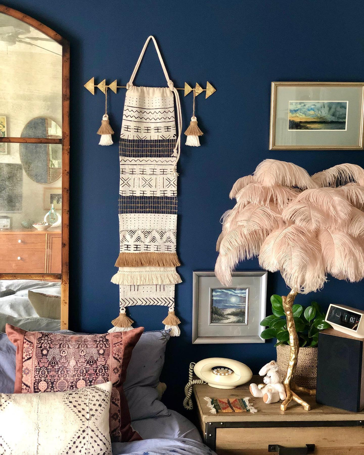 ostrich-feather-table-lamp