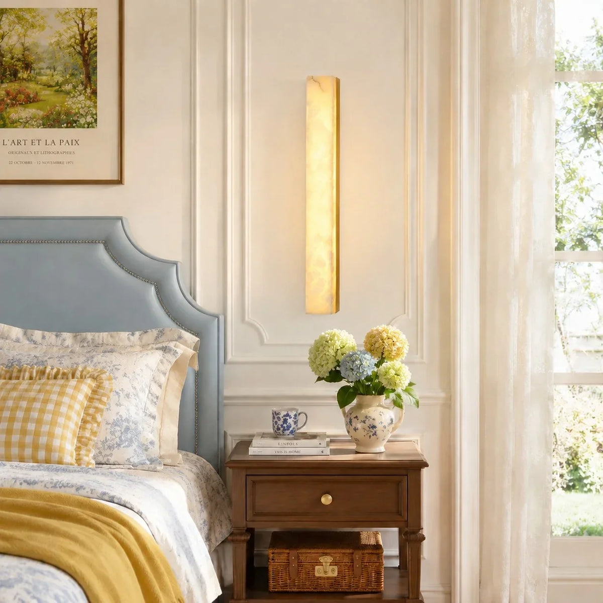 othilia-minimalist-rectangular-alabaster-wall-sconce