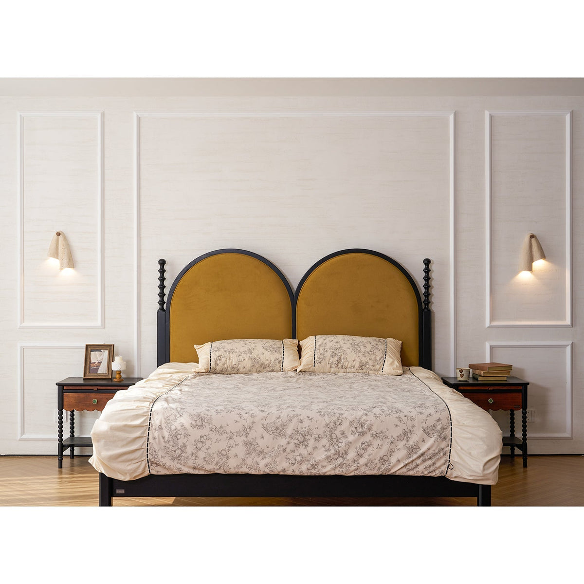 pearlmont-travertine-wall-lamp