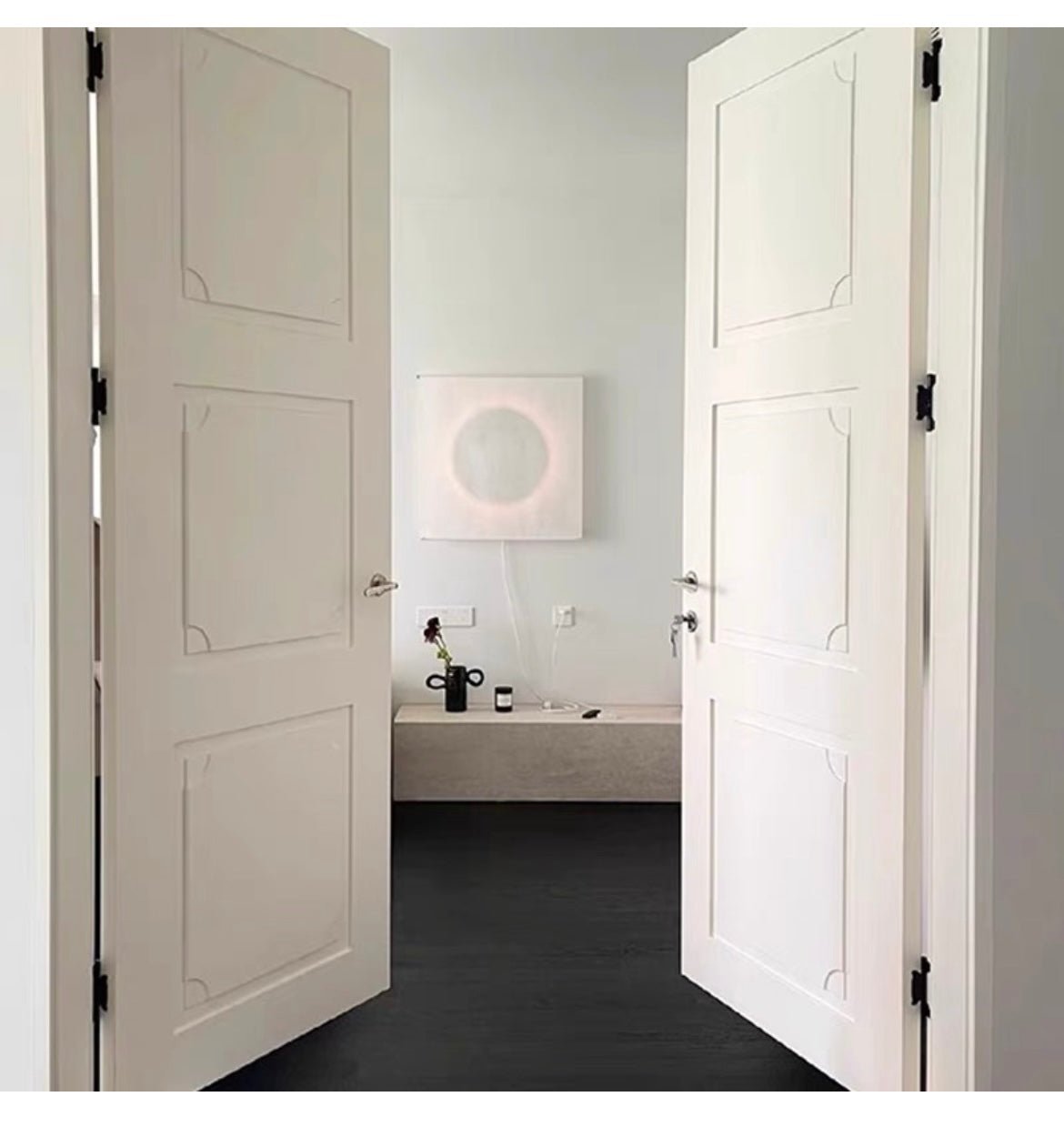 Relax Plug In Wall Light