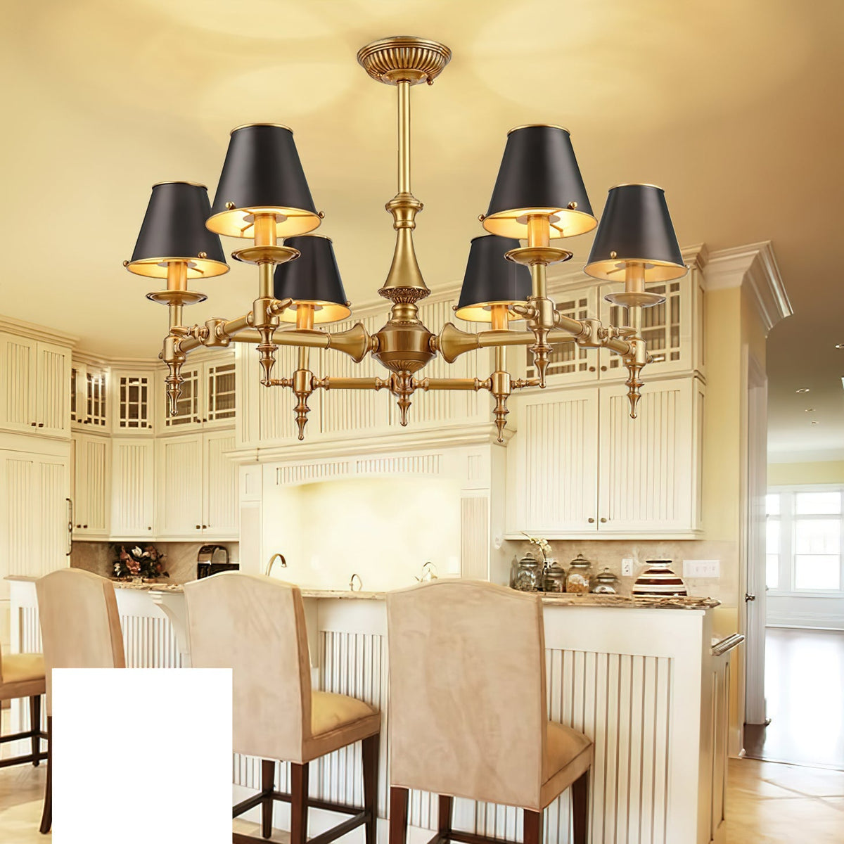 saunders-traditional-chandelier