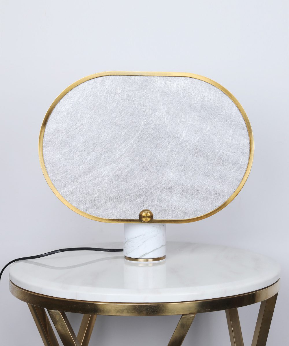 Table lamp with screen desi