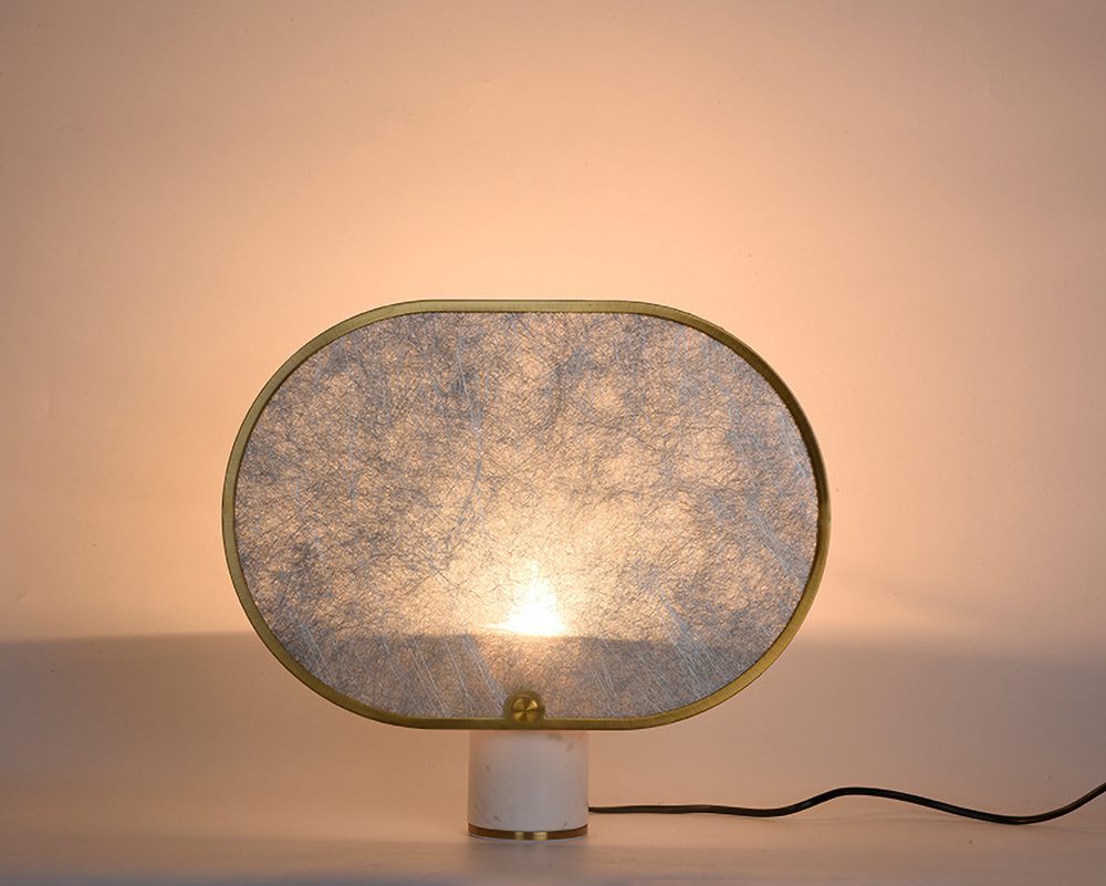 Table lamp with screen desi