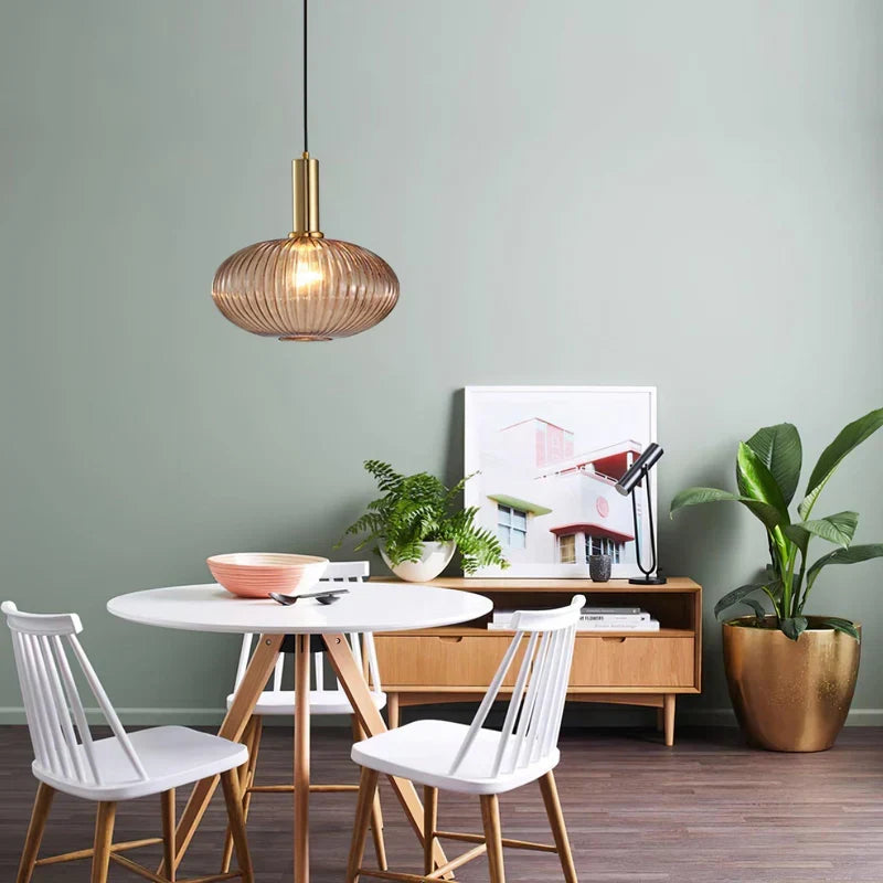 scylla-modern-creative-ribbed-glass-pendant-light
