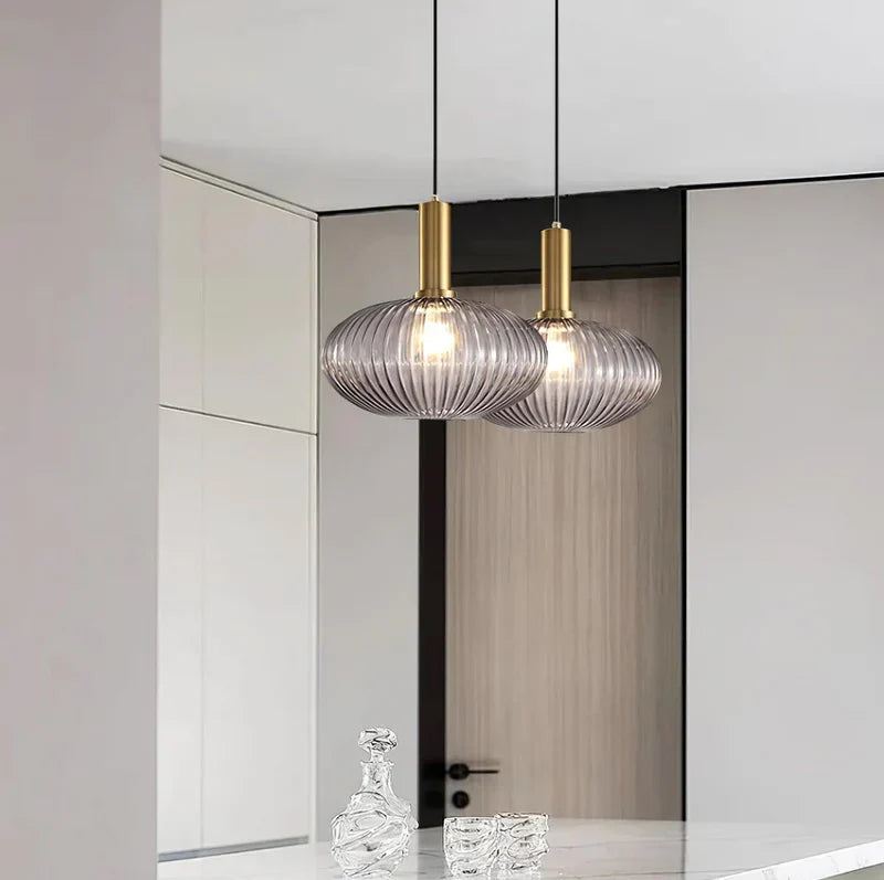 scylla-modern-creative-ribbed-glass-pendant-light