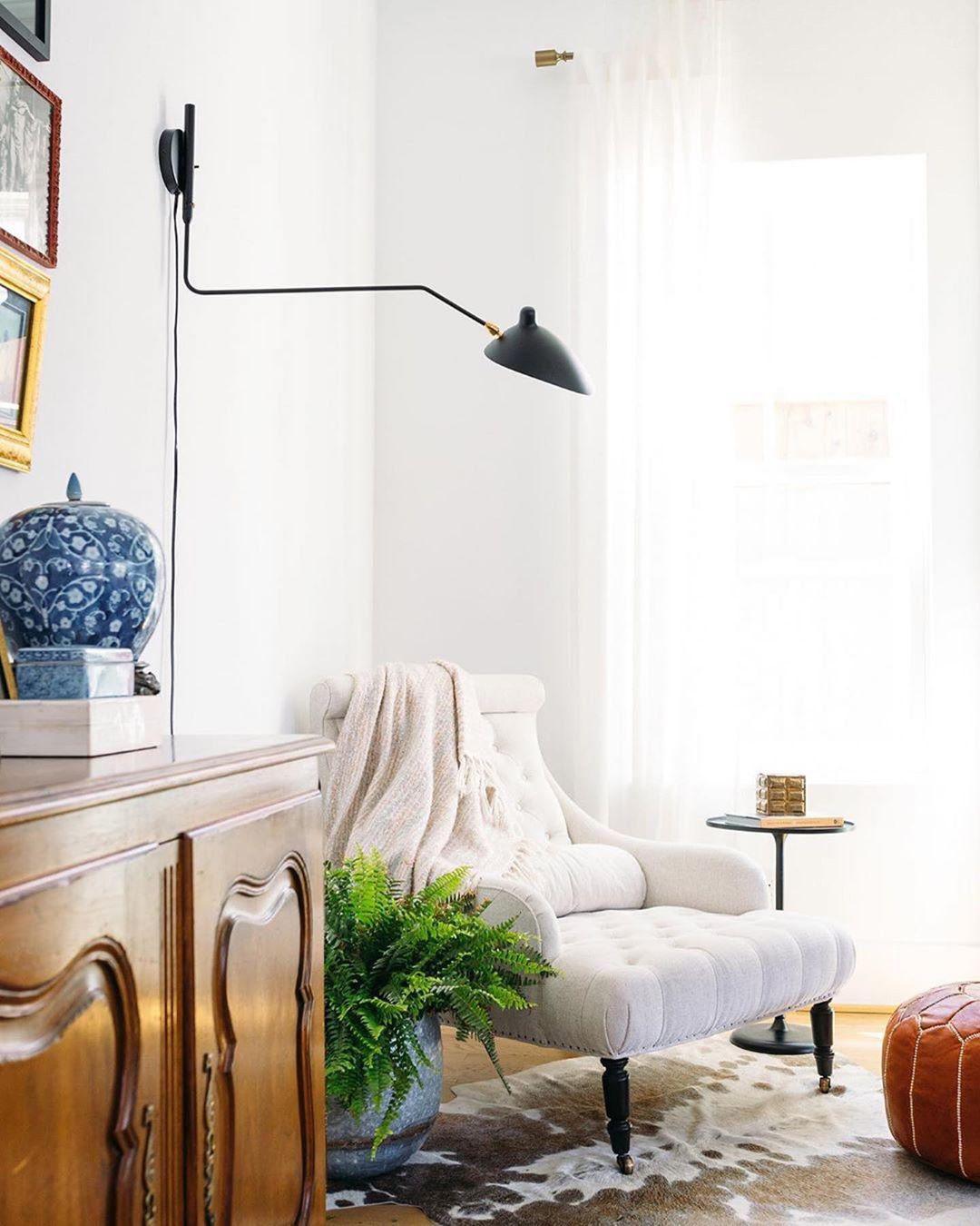 serge-mouille-wall-lamp